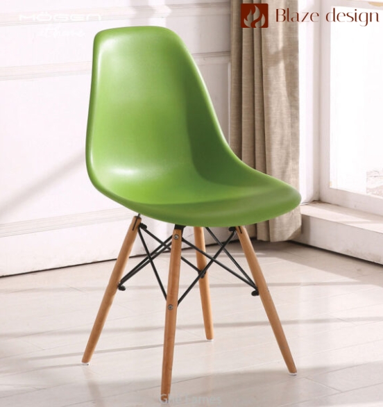 Ghế nhựa Eames chân gỗ